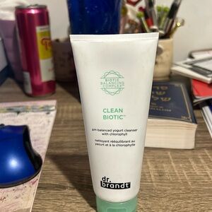 NIB Dr Brandt Clean Biotic yogurt cleanser